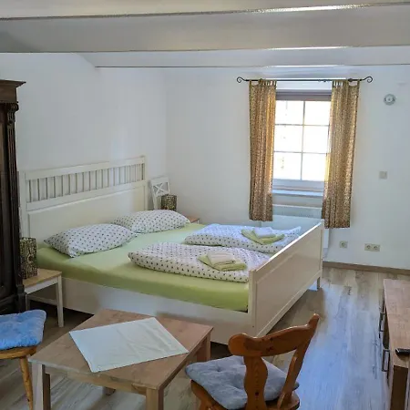Fuenf Linden Guest house