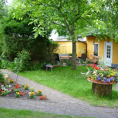 Guest house Fuenf Linden