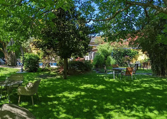 Fuenf Linden Guest house 3*